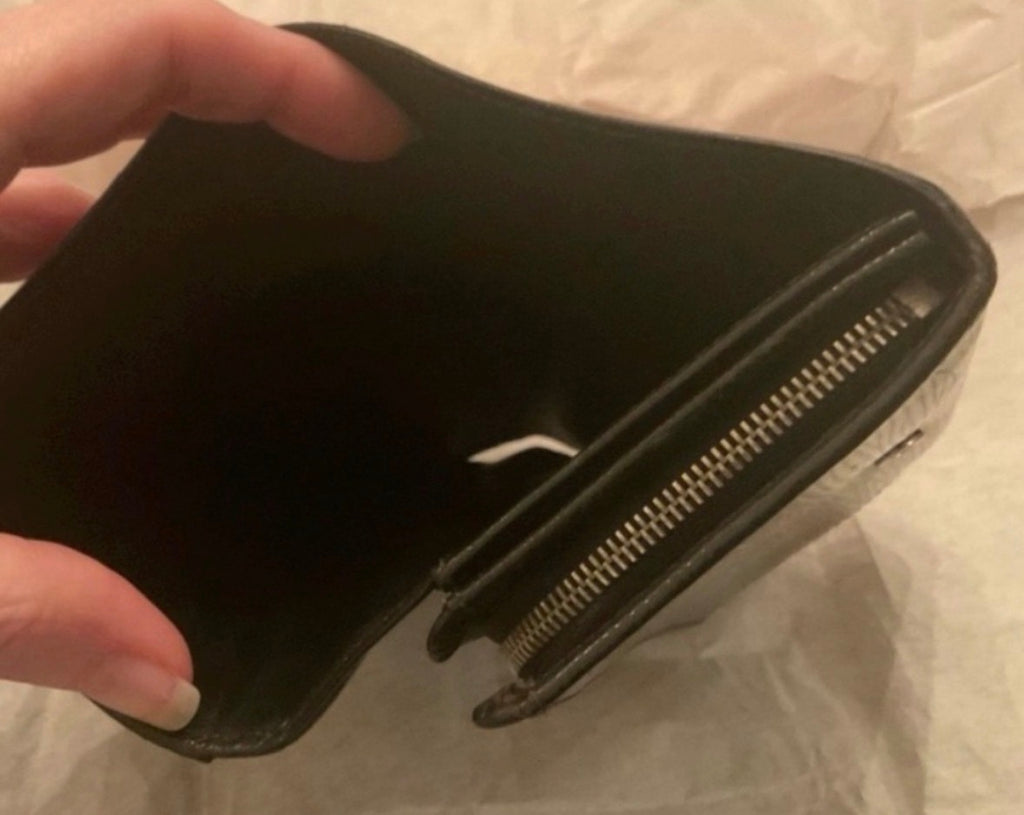 LOUIS VUITTON Alexandra Wallet Black Epi Leather Authenticated 2012 France
