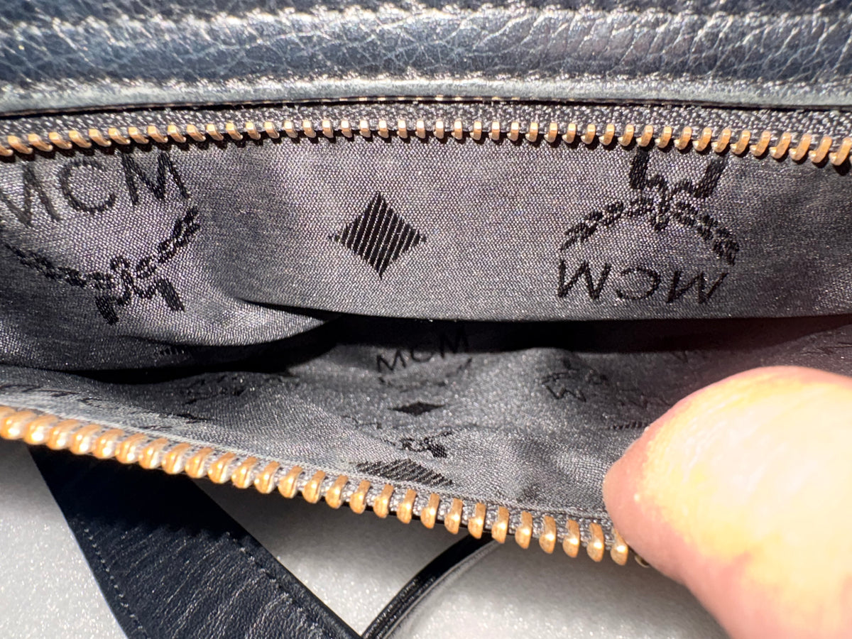 Vintage MCM München Black Pebbled Leather Gold Stud Shoulder Bag G6488