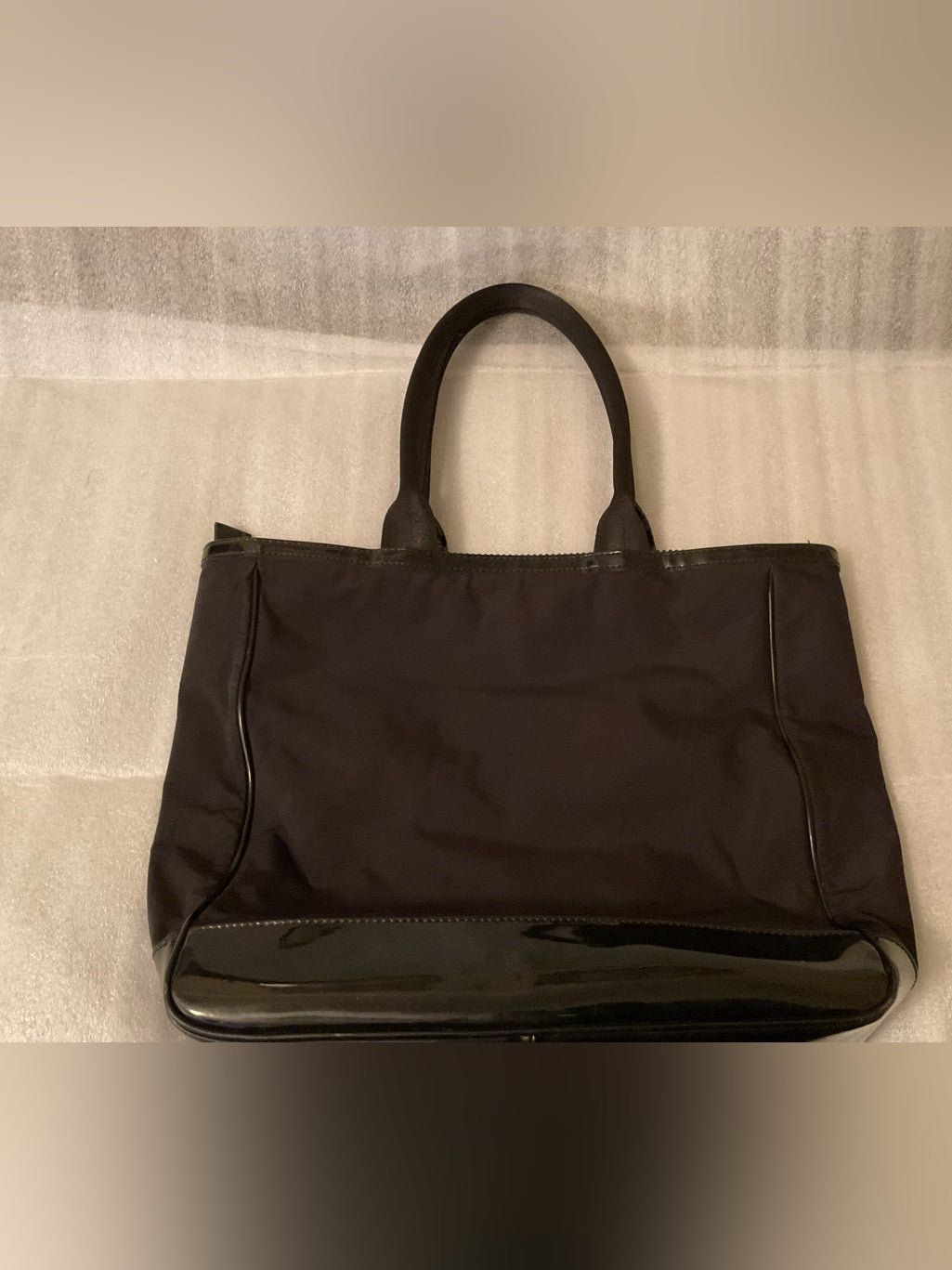 Tory Burch Retired Oversized Black Nylon & Patent Leather Zip Work Tote | listing photo 2