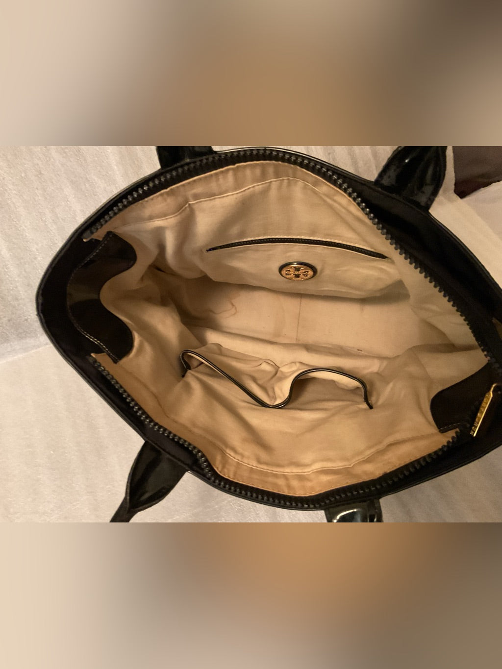 Tory Burch Retired Oversized Black Nylon & Patent Leather Zip Work Tote | listing photo 10