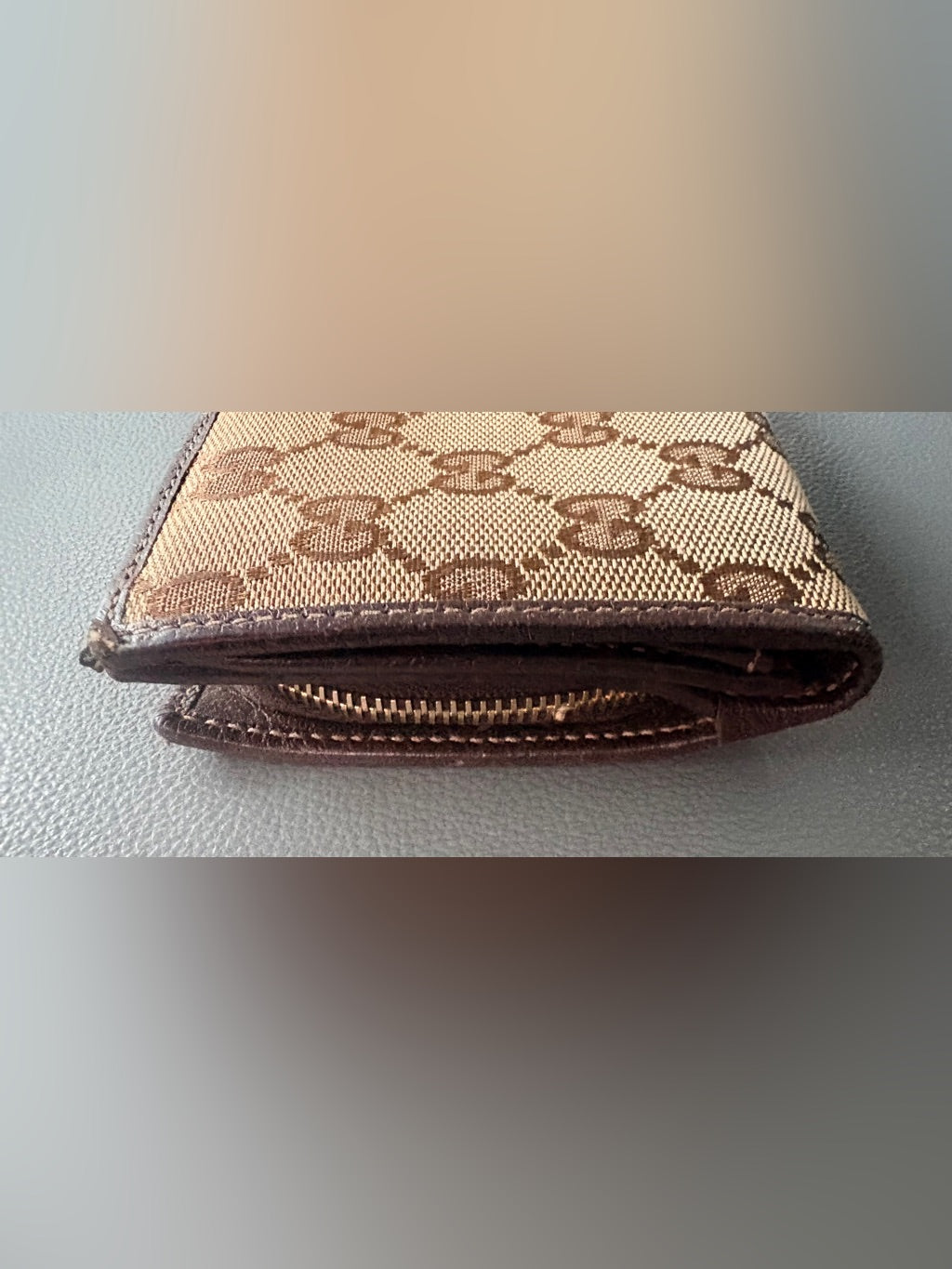 Vintage Gucci Abbey D-Ring wallet