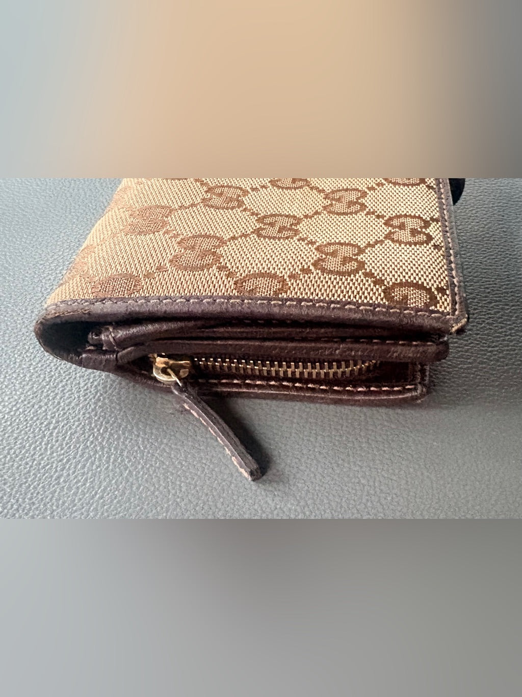Vintage Gucci Abbey D-Ring wallet
