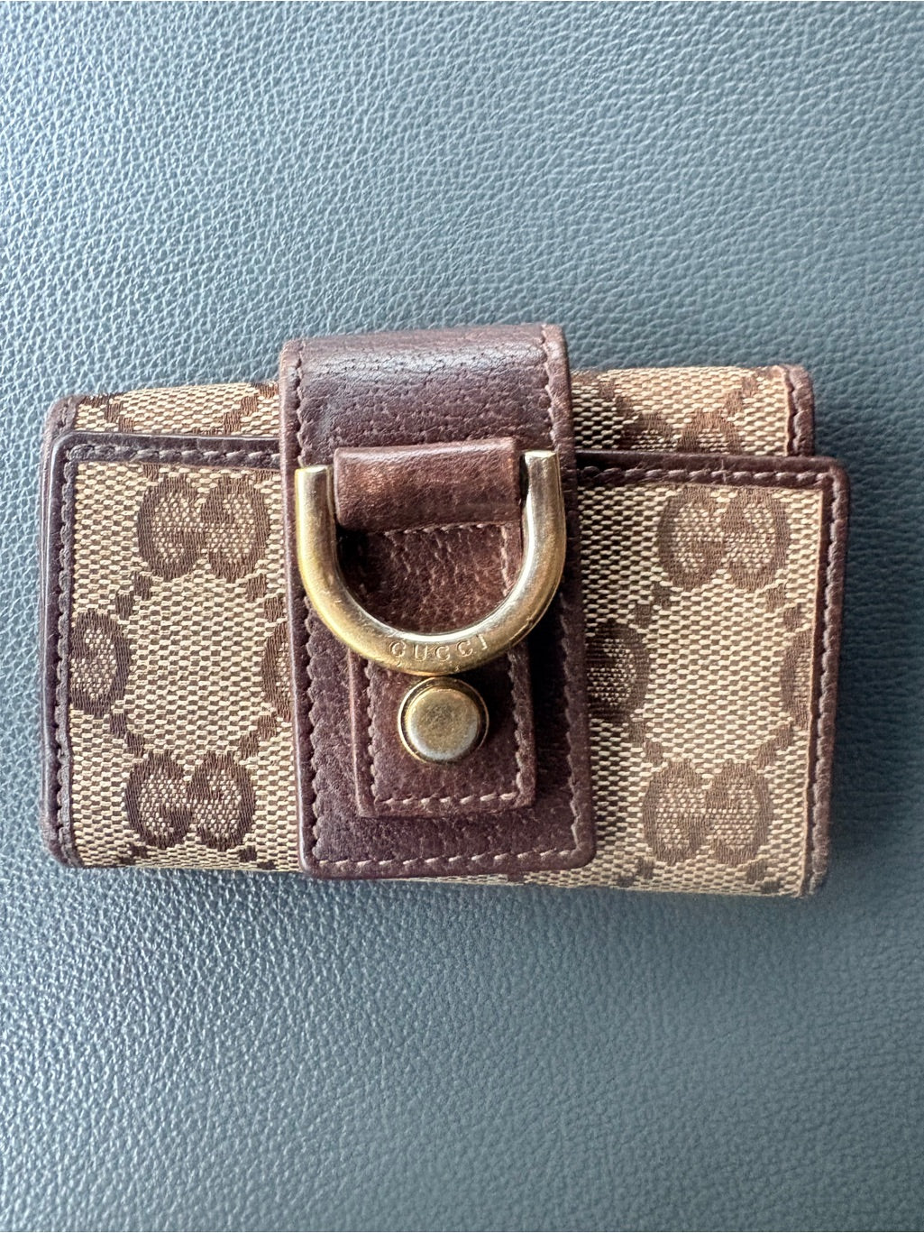 Vintage Gucci Abbey D-Ring GG canvas key case front view