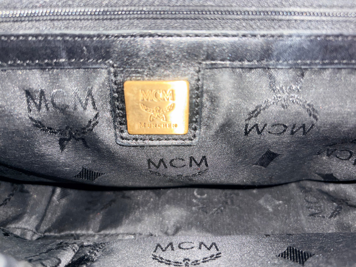 Vintage MCM München Black Pebbled Leather Gold Stud Shoulder Bag G6488