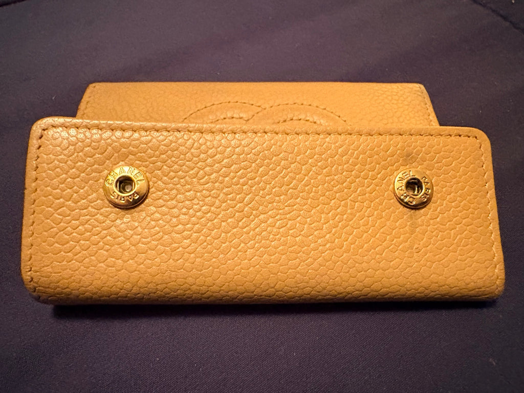 Vintage CHANEL Timeless CC Beige Caviar Leather 6 Key Case Card 8 Series
