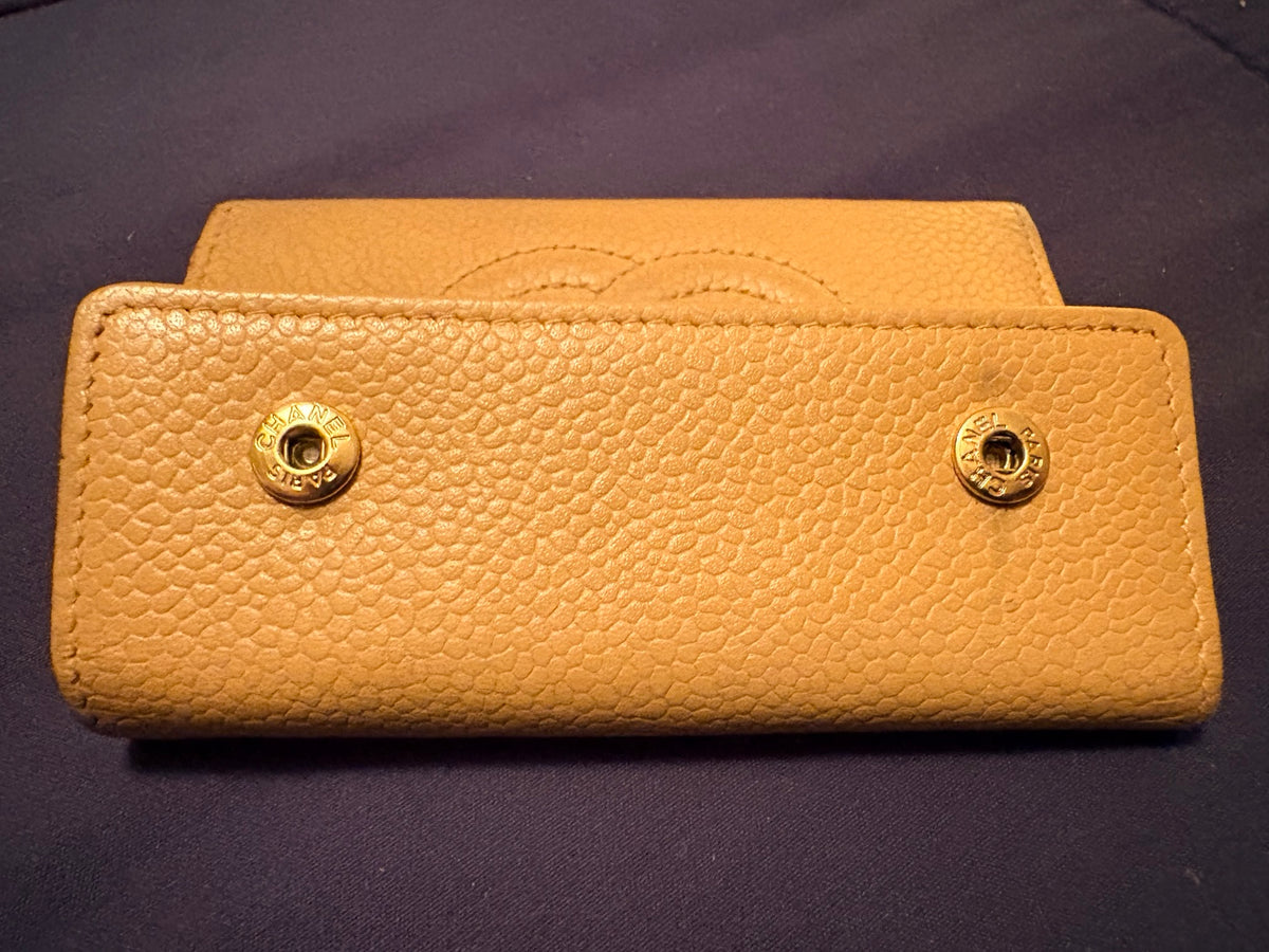 Vintage CHANEL Timeless CC Beige Caviar Leather 6 Key Case Card 8 Series