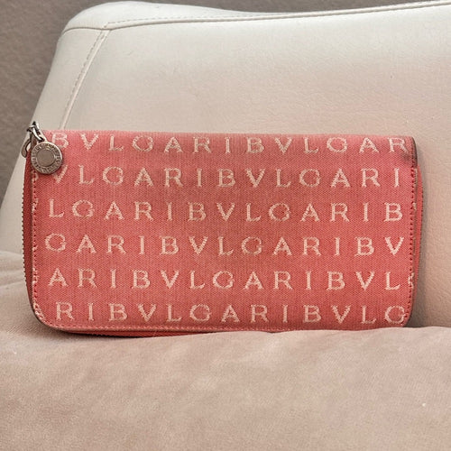Bulgari coral pink BVLGARI logo zip-around wallet, photo 2 of 16