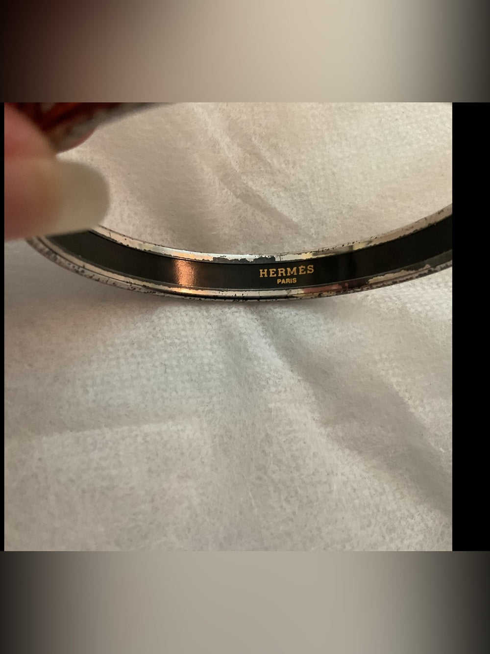 Authentic Vintage Hermès Paris Austria Orange Enamel Medallion L Bangle Bracelet | listing photo 3