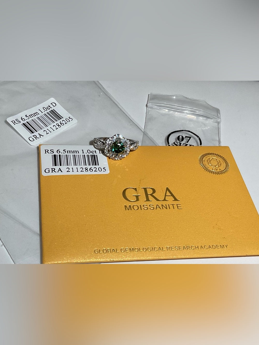 1 Ct Genuine Green Moissanite Halo Ring NWT | GRA Certified | Size 7 | Stunning | listing photo 4