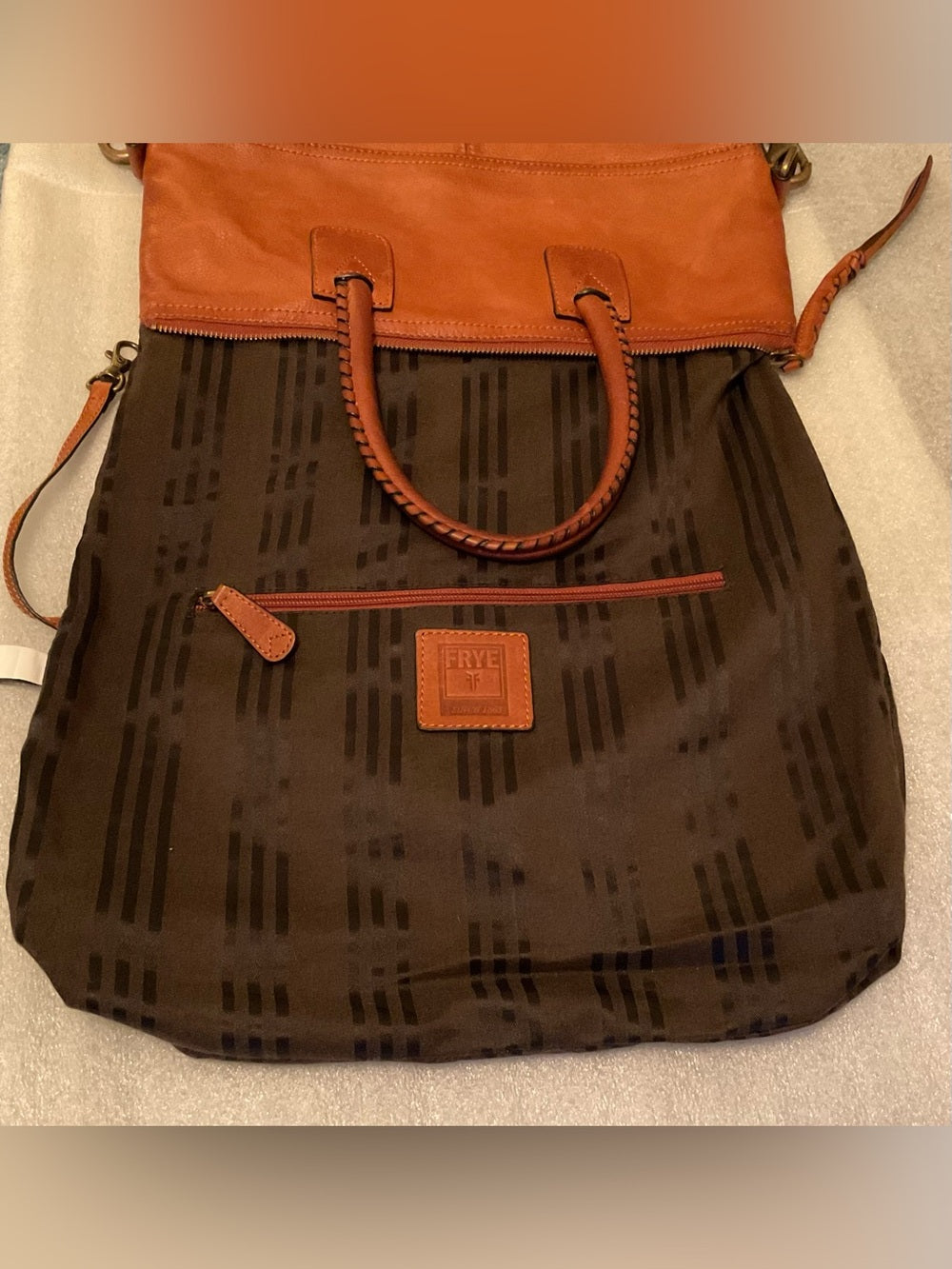 FRYE Melissa Cargo Tote XXL Cognac Italian Leather Crossbody Whipstitch Hang Tag | listing photo 10