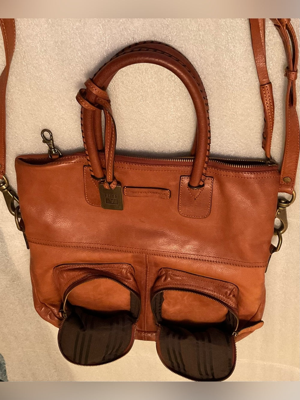 FRYE Melissa Cargo Tote XXL Cognac Italian Leather Crossbody Whipstitch Hang Tag | listing photo 4