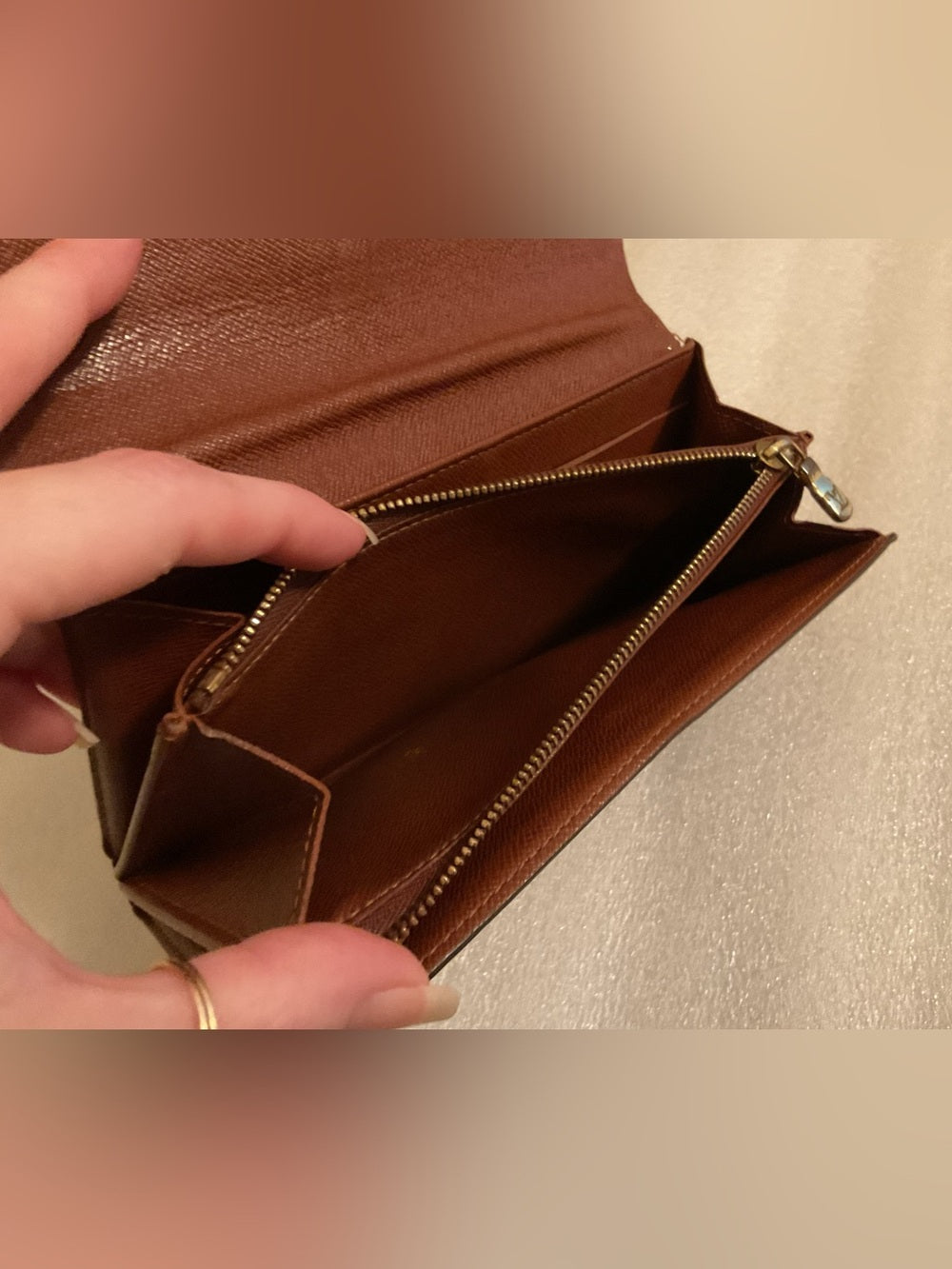 Louis Vuitton Vintage 2004 Monogram Sarah Wallet Long Bifold Made in France | listing photo 9