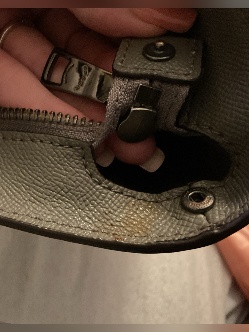 Coach Large Turnlock Tote Taupe Greige Leather XL Shoulder Bag Silver Hardware | listing photo 3