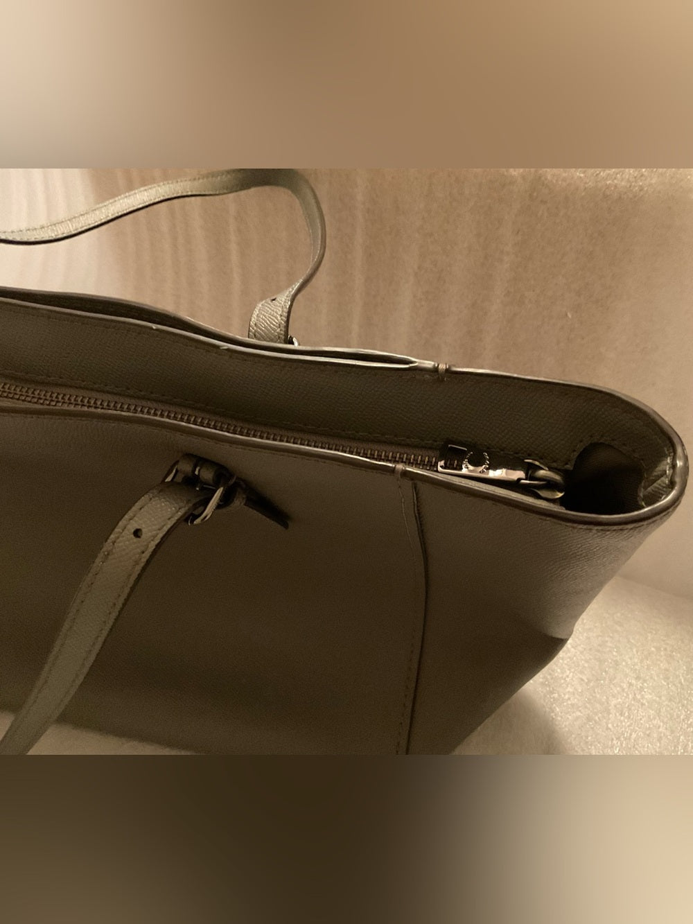 Coach Large Turnlock Tote Taupe Greige Leather XL Shoulder Bag Silver Hardware | listing photo 16