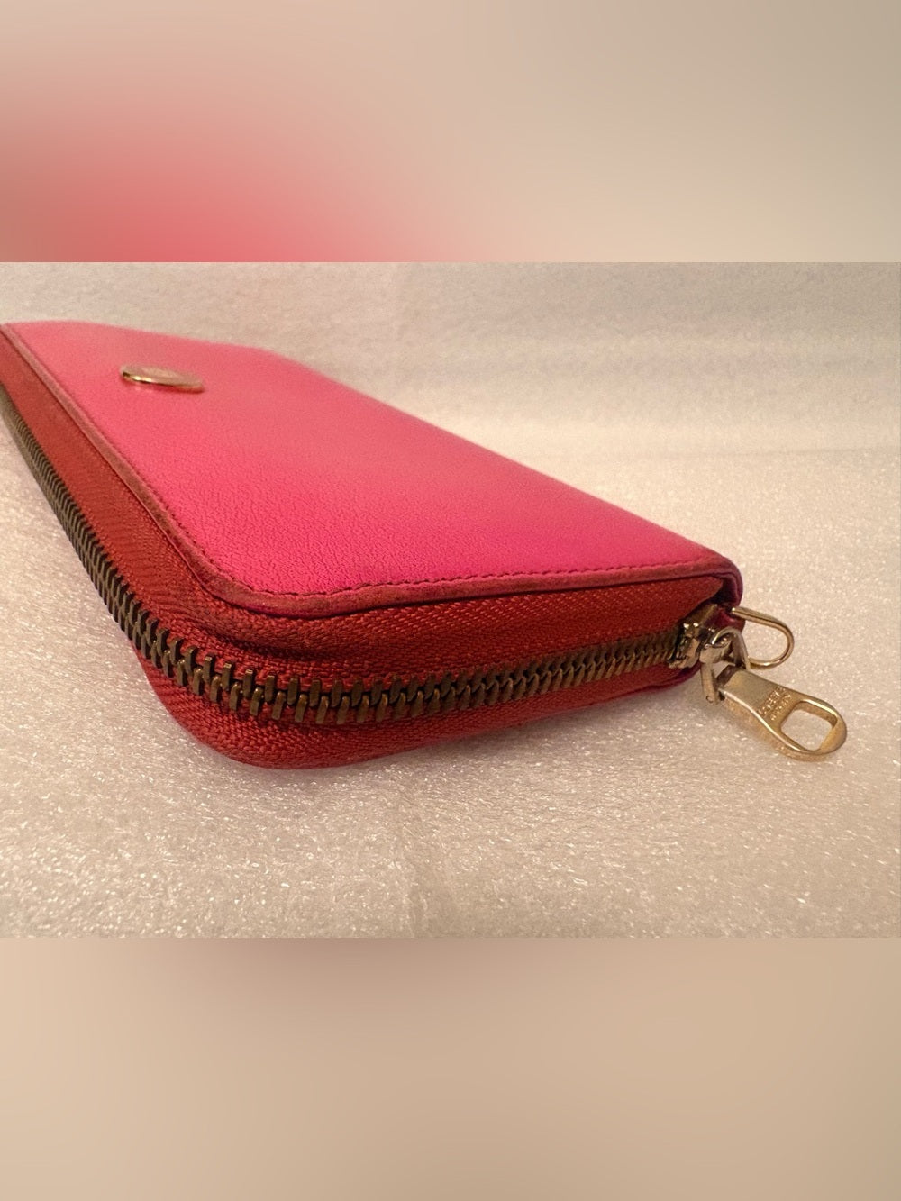 LOEWE Vintage Pink Leather Anagram Zip Around Continental Wallet Authentic COA | listing photo 4