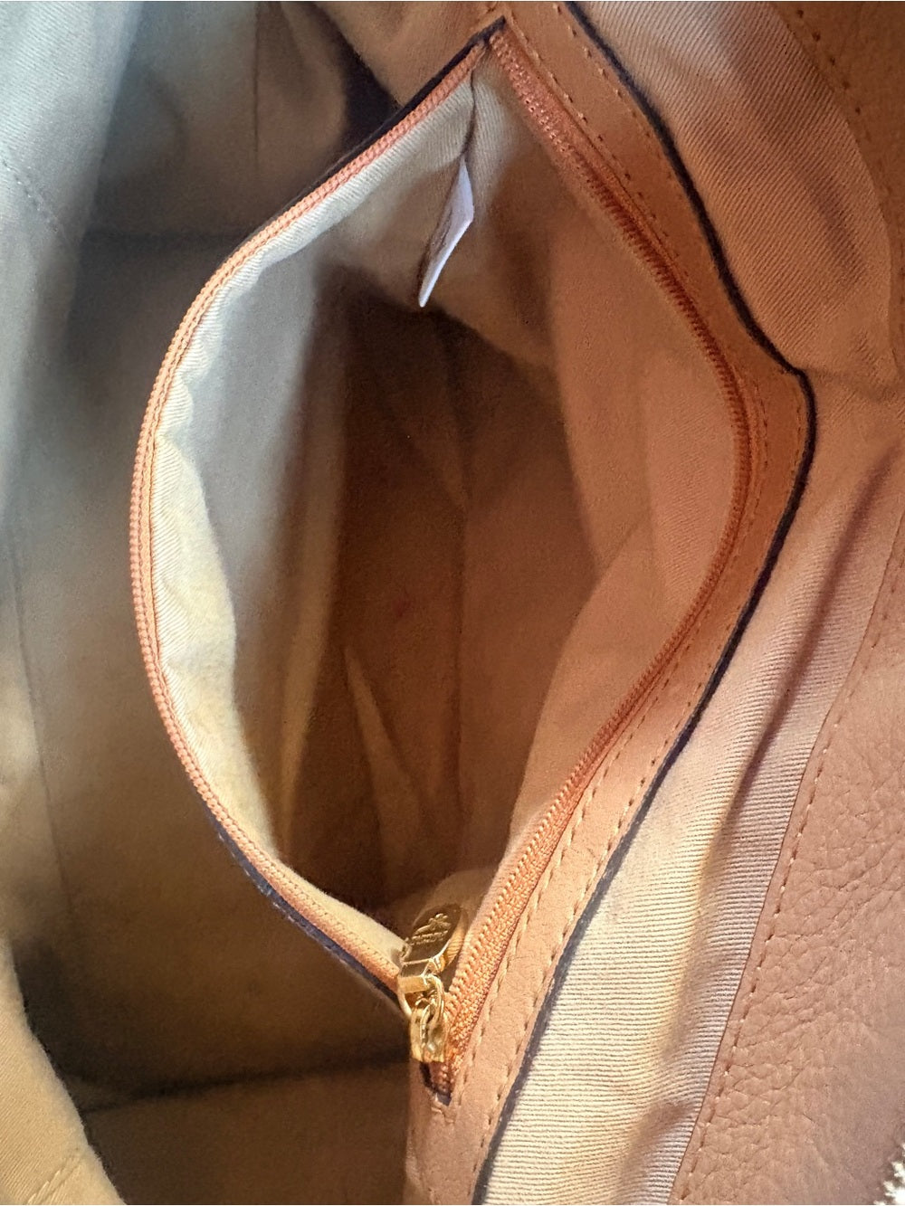 MCM Cognac Visetos Large Zip Tote Shoulder Bag Gold Hardware J4279 | listing photo 10